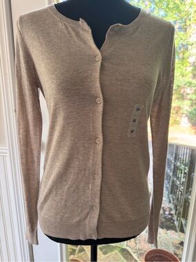 Women’s tan Old Navy cardigan size S